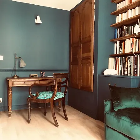 Elegant And Cosy Flat Near Montmartre