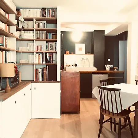 Elegant And Cosy Flat Near Montmartre