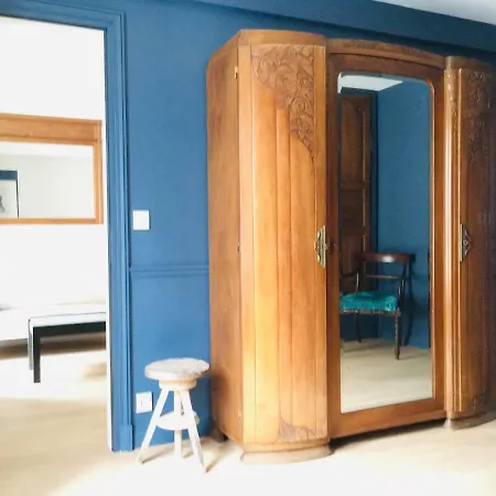 Elegant And Cosy Flat Near Montmartre