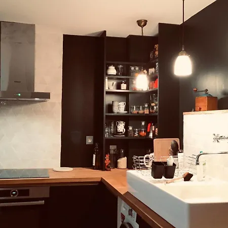 Elegant And Cosy Flat Near Montmartre 아파트 *