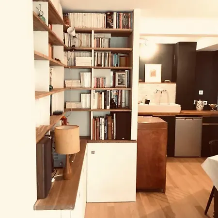 Elegant And Cosy Flat Near Montmartre *