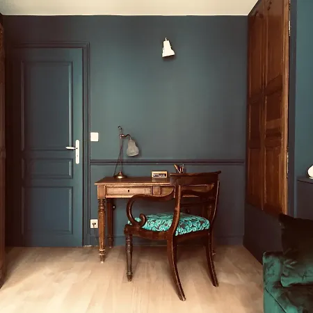 Elegant And Cosy Flat Near Montmartre Apartment *