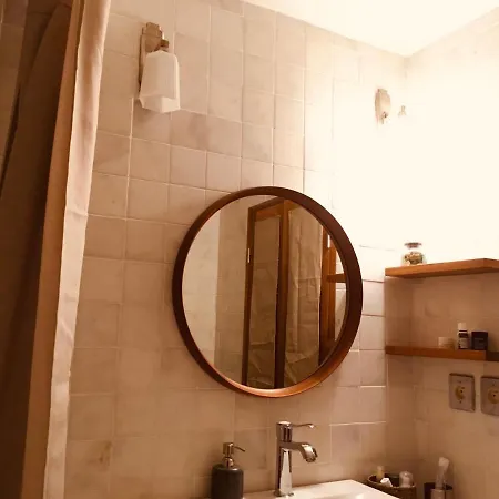 Elegant And Cosy Flat Near Montmartre *